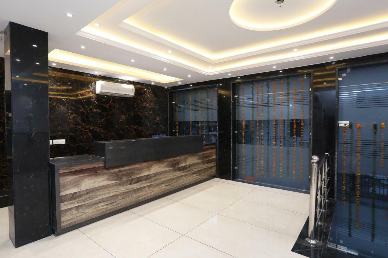 Airport Hotel Ivy With Free Airport Transfr Нью-Дели Экстерьер фото