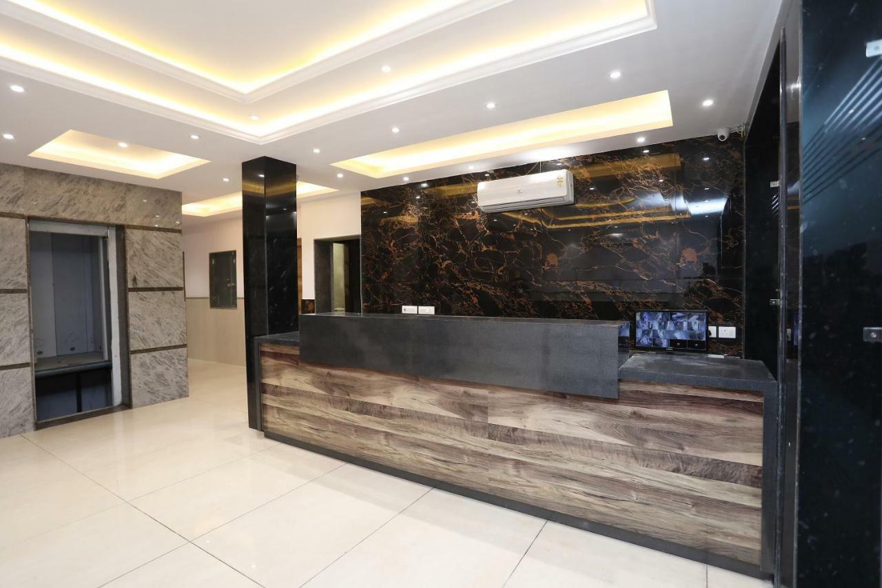 Airport Hotel Ivy With Free Airport Transfr Нью-Дели Экстерьер фото